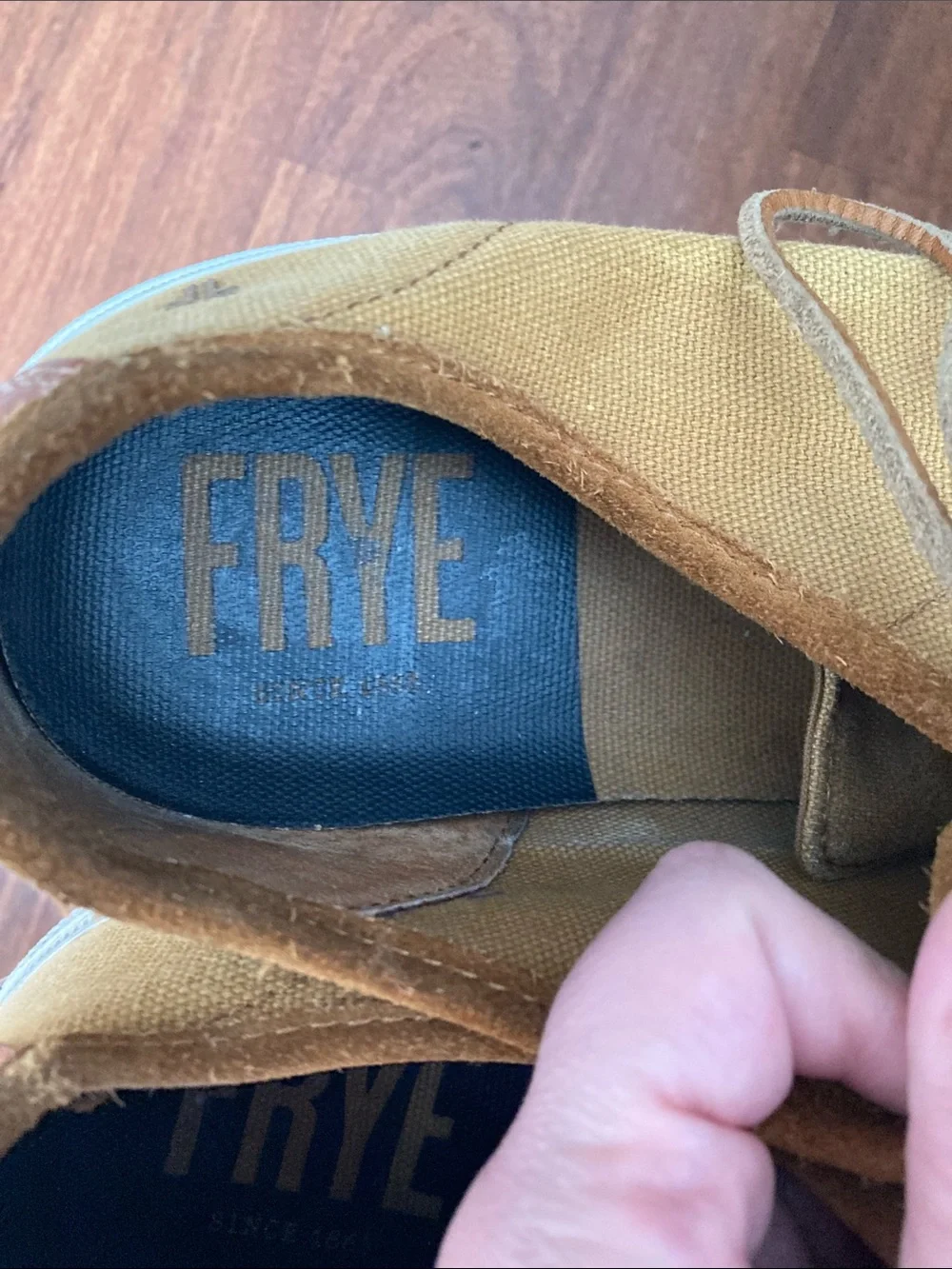 Frye Men's Tan Canvas Low-Top Sneakers Sz 13